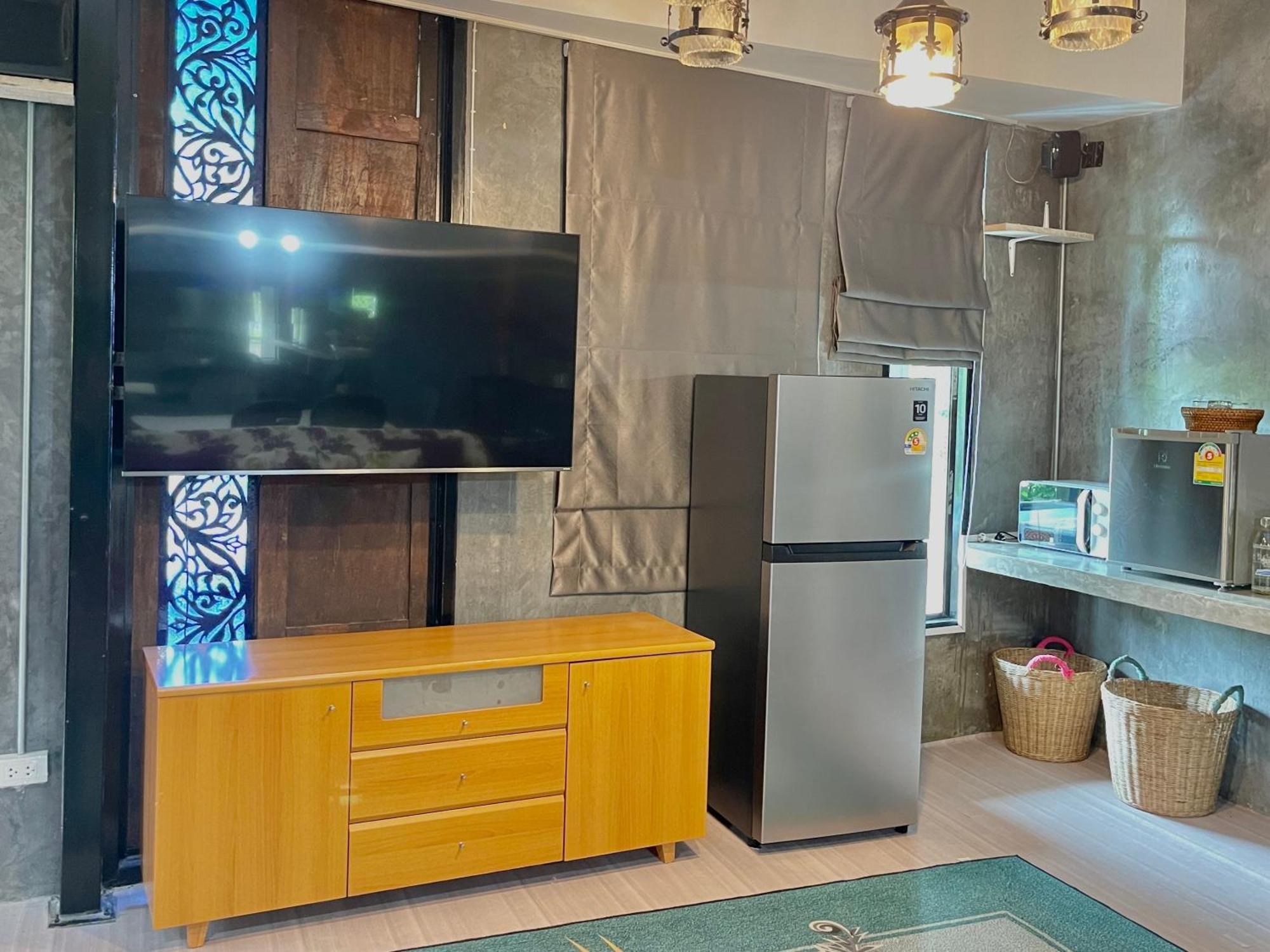 The Quarter Wutthakat Apartment Bangkok Room photo